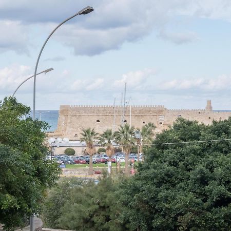City Center Apartment In Great Location Candia Esterno foto
