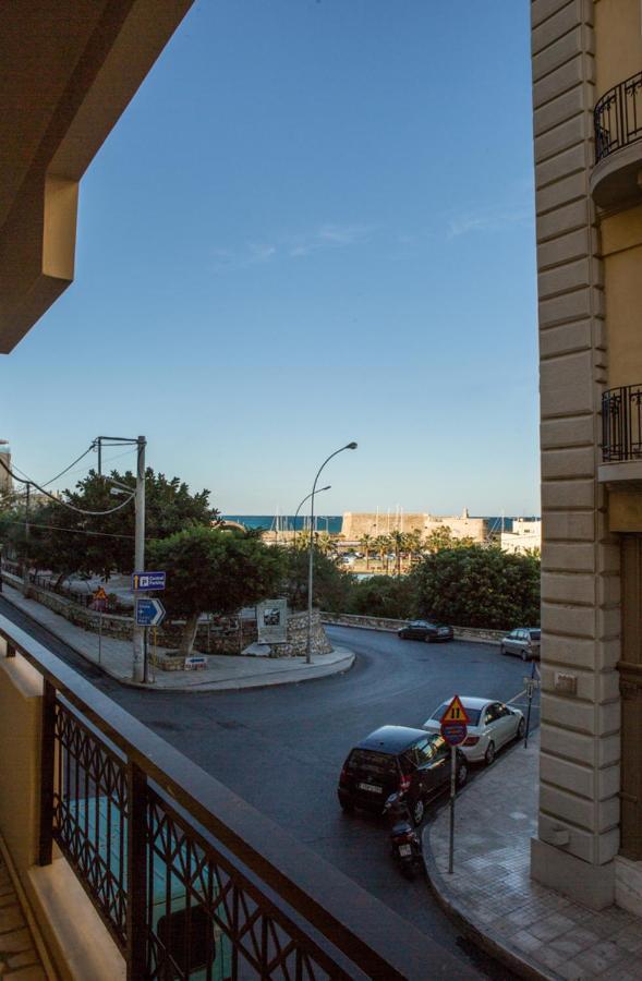 City Center Apartment In Great Location Candia Esterno foto