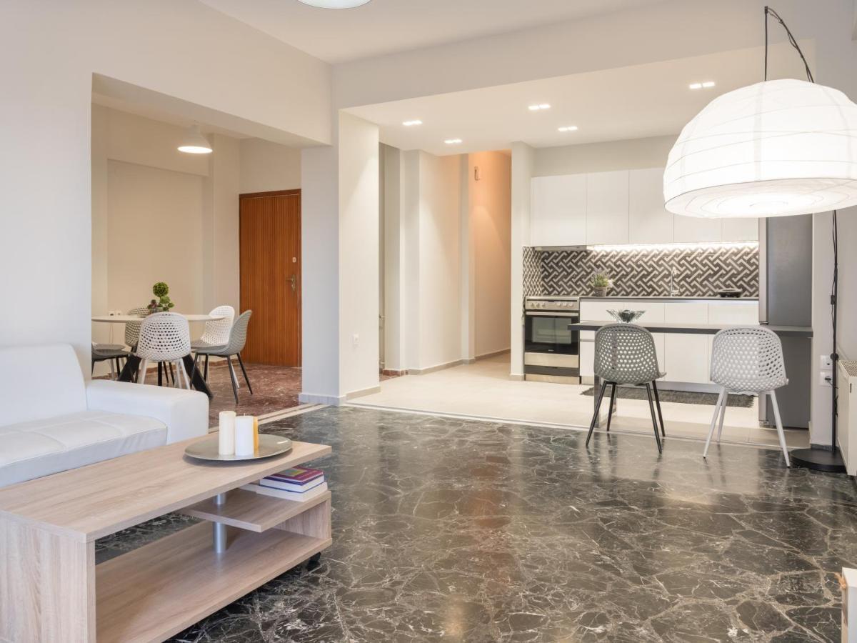 City Center Apartment In Great Location Candia Esterno foto