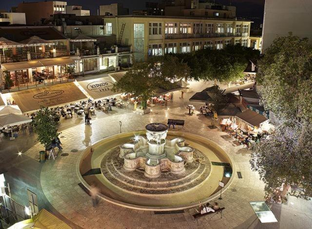 City Center Apartment In Great Location Candia Esterno foto